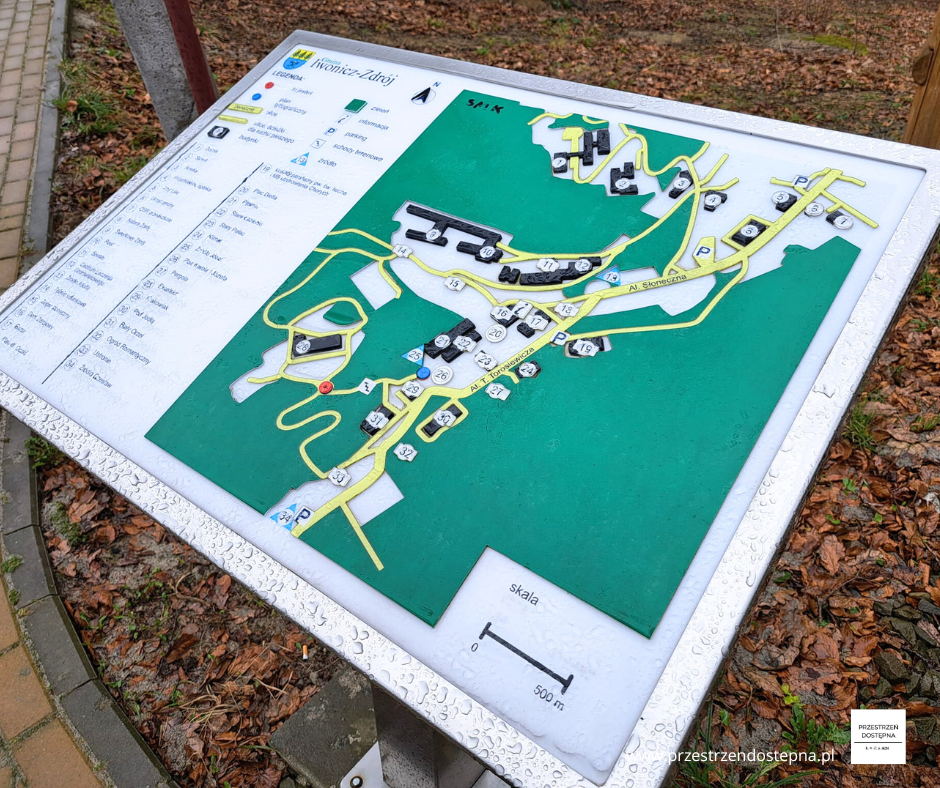 Mapa turystyczna Iwonicza-Zdroju z wypukłymi oznaczeniami.